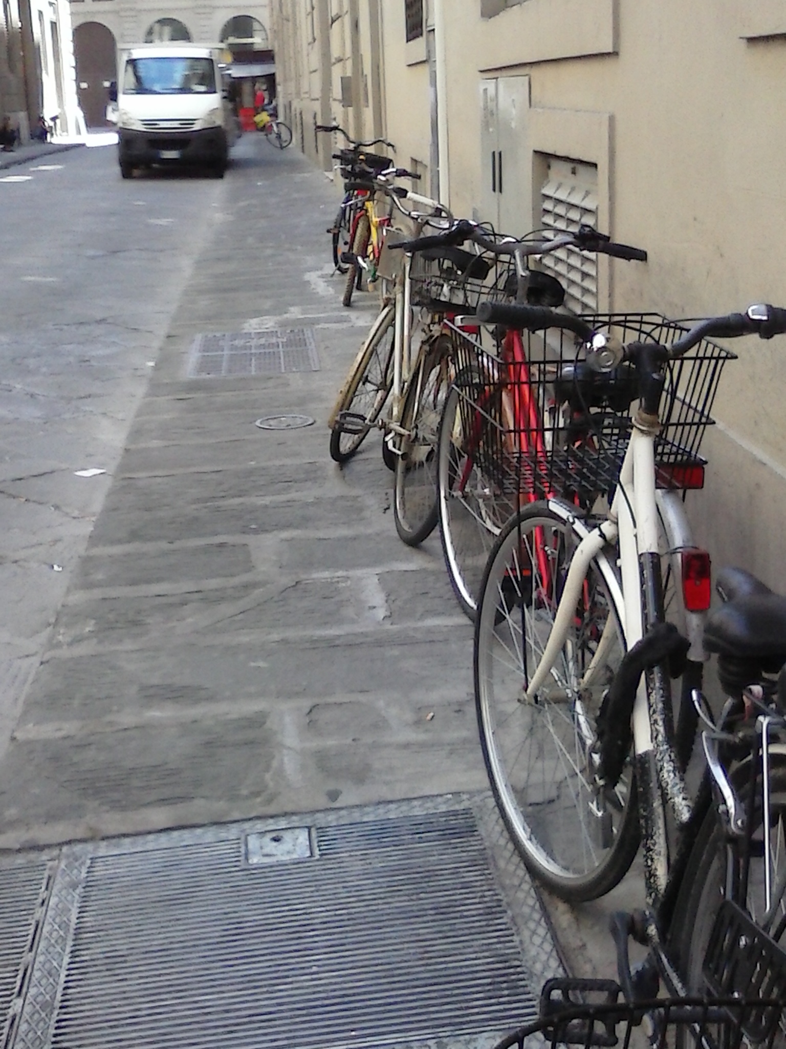 bici in via de' Medici ang.via de' Tosinghi