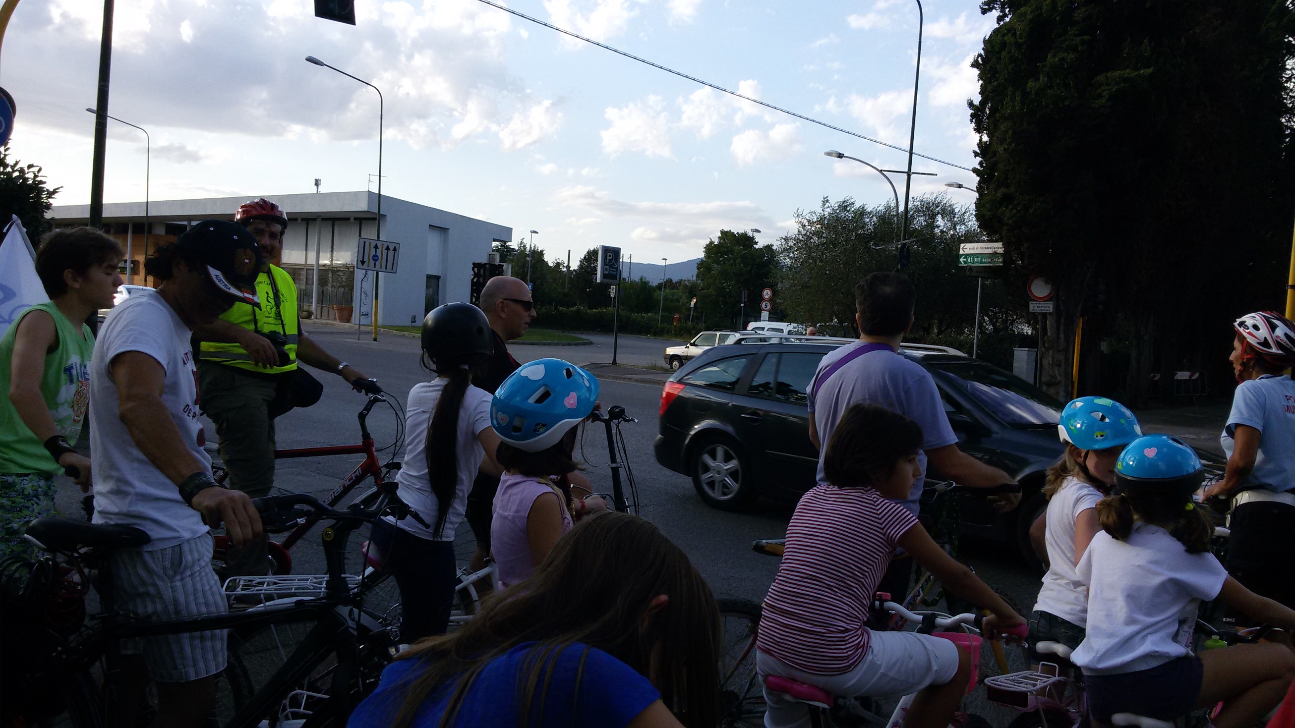 pedalata Si torna s scuola in bici